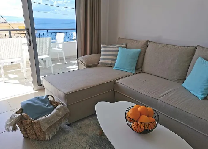 Luli Sea View Apartment